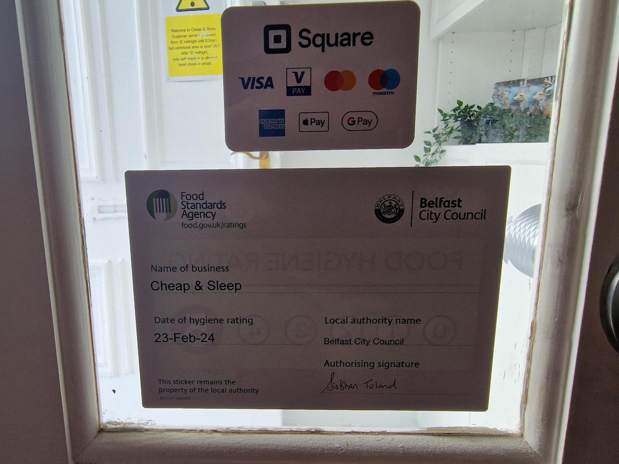 Aunty Katie'S House, Ni Tourist Board Certified & Located On The Main Oldpark Road To Belfast, With Free Continental Breakfast & Free Ultra Fast Sky Internet, Free Sky Sports & Free Sky Cinema, Self-Check In After 10Pm Gmt Hostel Екстериор снимка