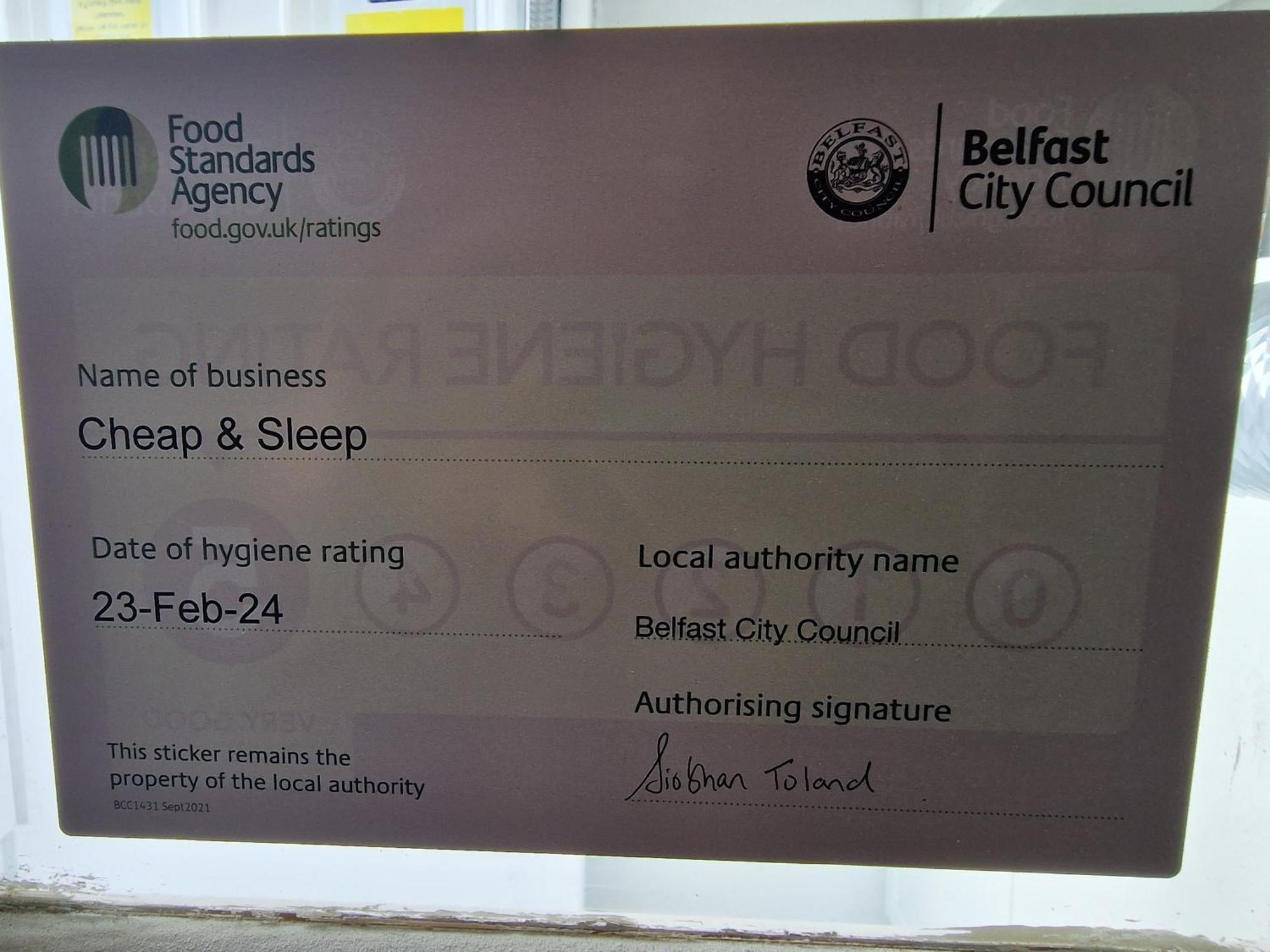 Aunty Katie'S House, Ni Tourist Board Certified & Located On The Main Oldpark Road To Belfast, With Free Continental Breakfast & Free Ultra Fast Sky Internet, Free Sky Sports & Free Sky Cinema, Self-Check In After 10Pm Gmt Hostel Екстериор снимка