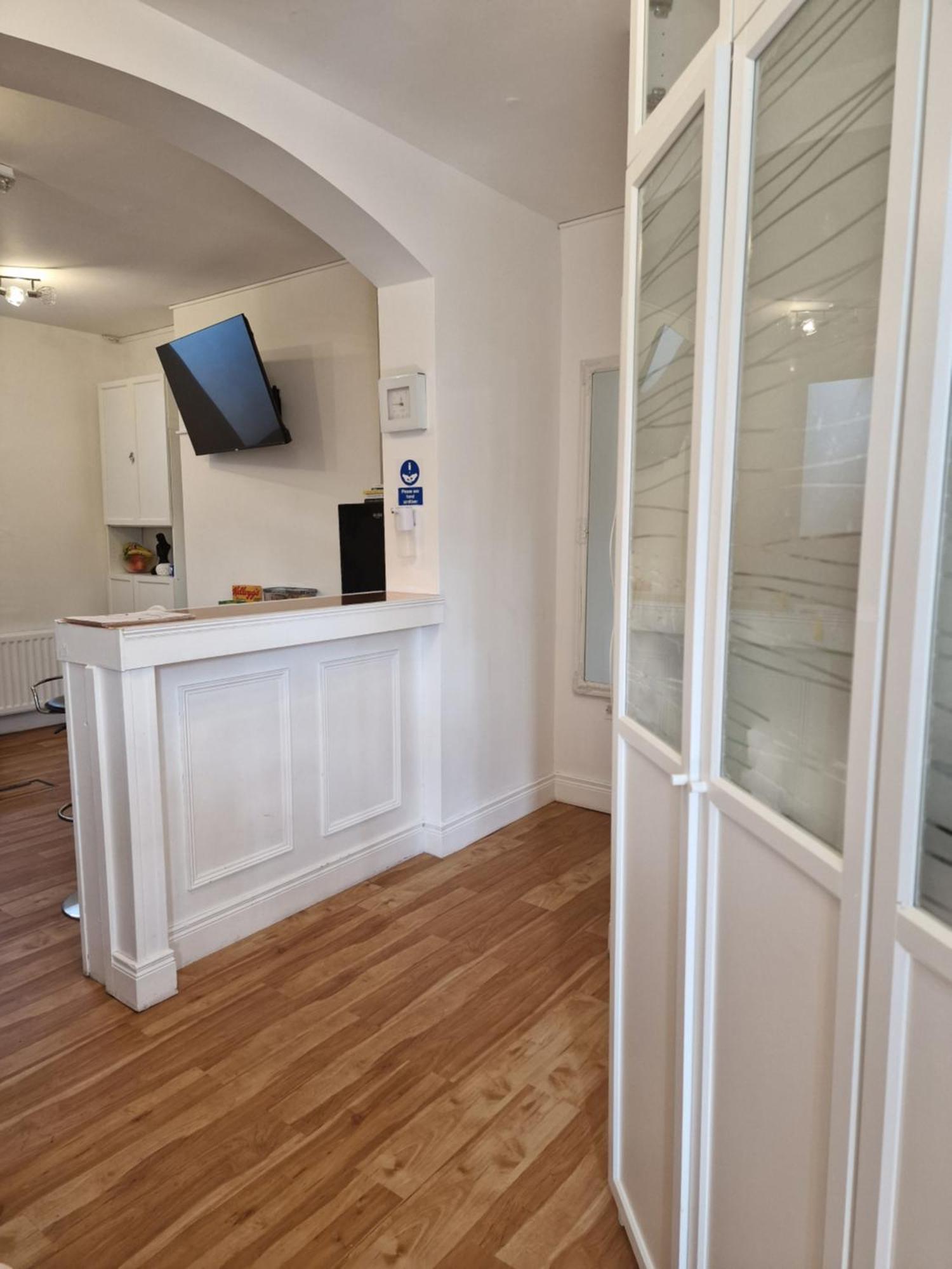Aunty Katie'S House, Ni Tourist Board Certified & Located On The Main Oldpark Road To Belfast, With Free Continental Breakfast & Free Ultra Fast Sky Internet, Free Sky Sports & Free Sky Cinema, Self-Check In After 10Pm Gmt Hostel Екстериор снимка