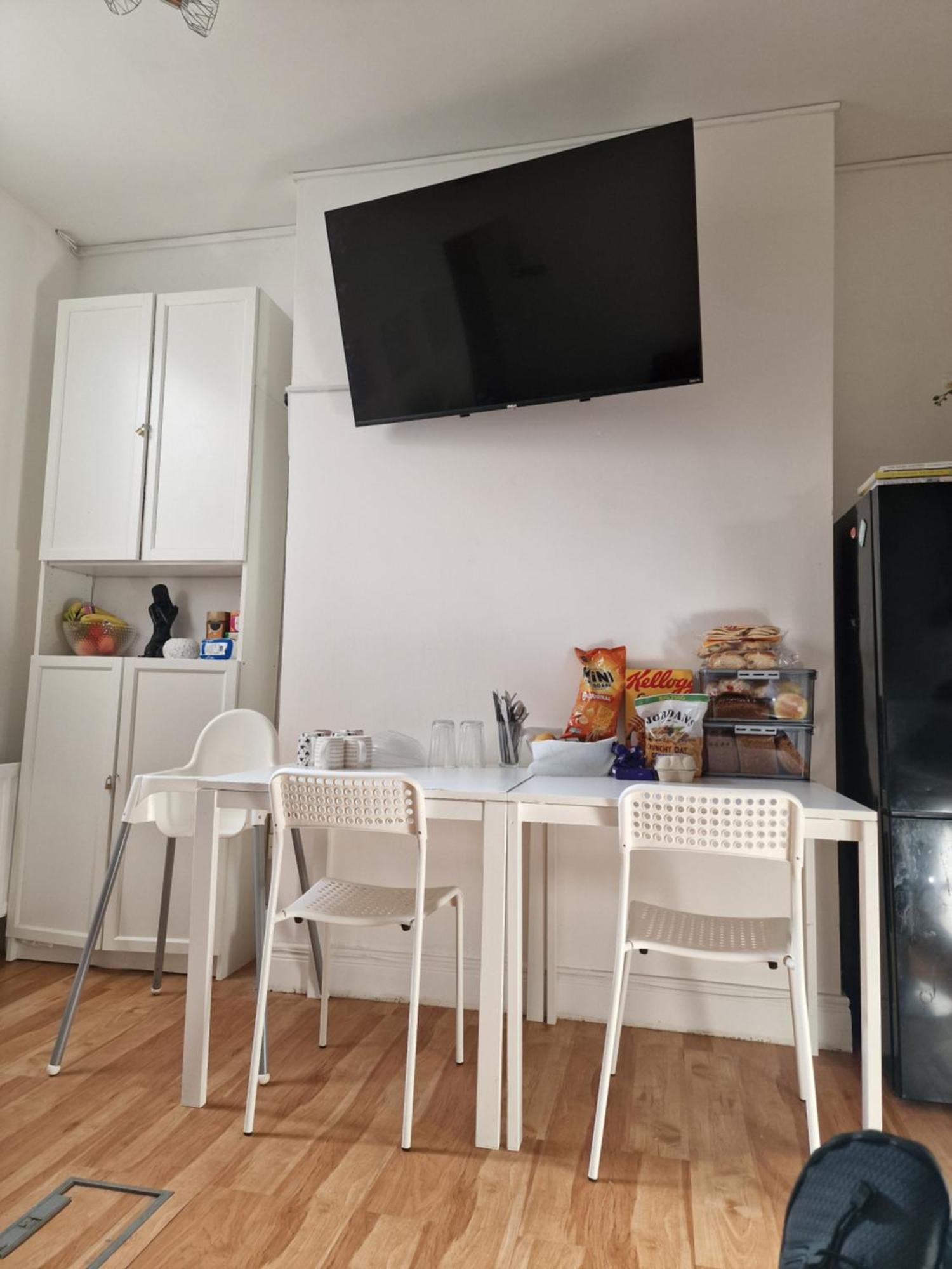 Aunty Katie'S House, Ni Tourist Board Certified & Located On The Main Oldpark Road To Belfast, With Free Continental Breakfast & Free Ultra Fast Sky Internet, Free Sky Sports & Free Sky Cinema, Self-Check In After 10Pm Gmt Hostel Екстериор снимка