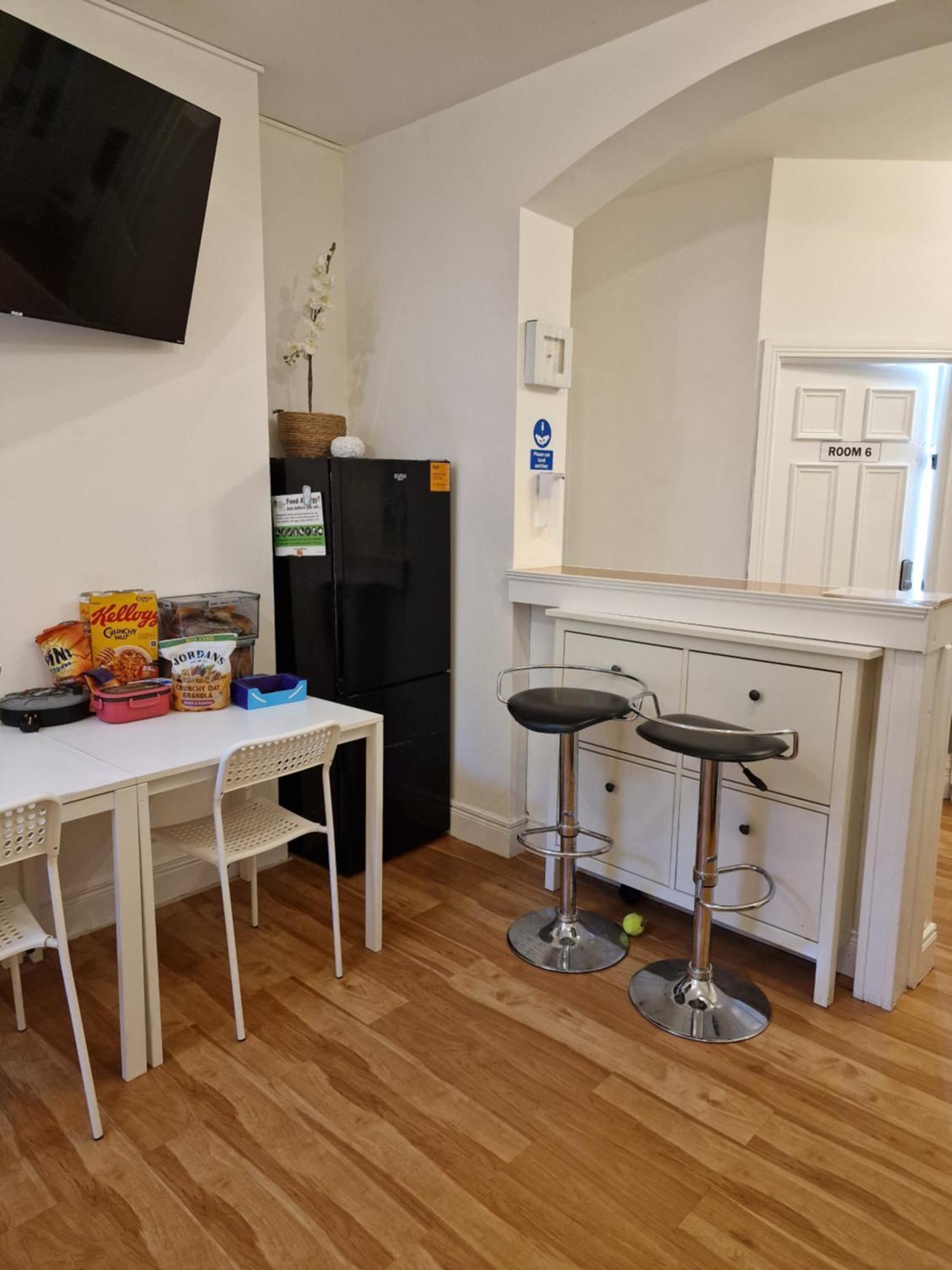 Aunty Katie'S House, Ni Tourist Board Certified & Located On The Main Oldpark Road To Belfast, With Free Continental Breakfast & Free Ultra Fast Sky Internet, Free Sky Sports & Free Sky Cinema, Self-Check In After 10Pm Gmt Hostel Екстериор снимка
