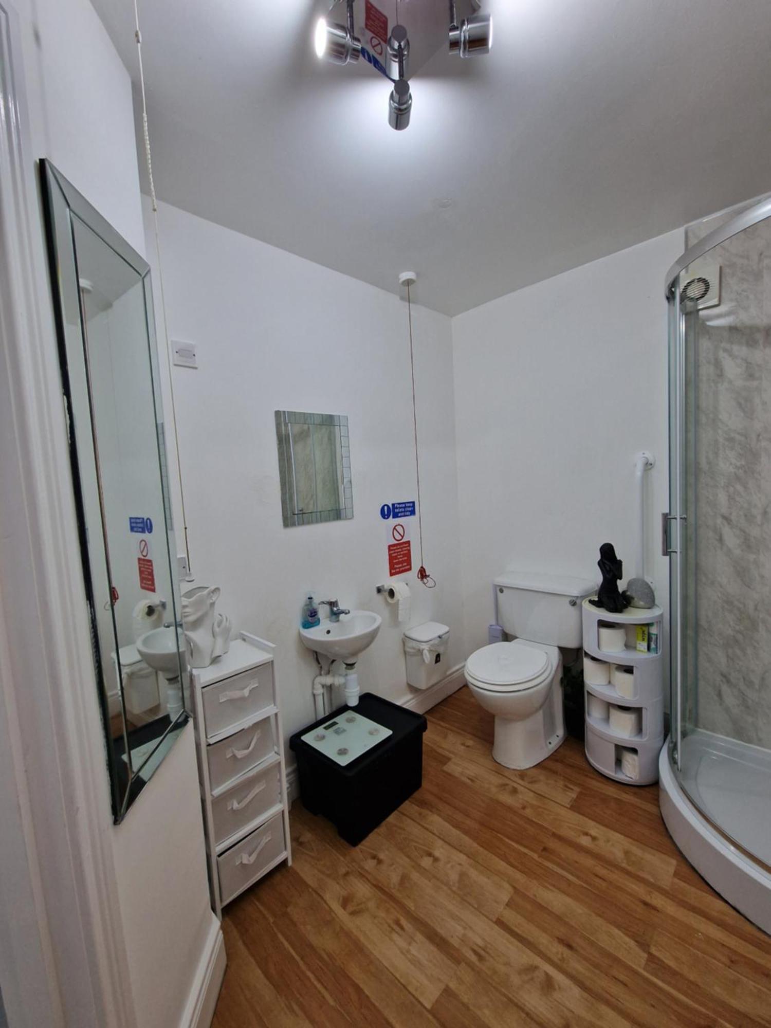 Aunty Katie'S House, Ni Tourist Board Certified & Located On The Main Oldpark Road To Belfast, With Free Continental Breakfast & Free Ultra Fast Sky Internet, Free Sky Sports & Free Sky Cinema, Self-Check In After 10Pm Gmt Hostel Екстериор снимка